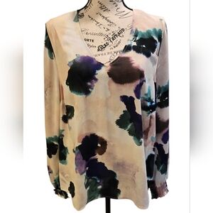 NWT CAbi Women's Blouse with Cream and Dark Green Floral Design Sz M